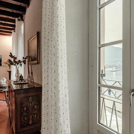 Casa Tobia - Unique View Downtown Apartman *